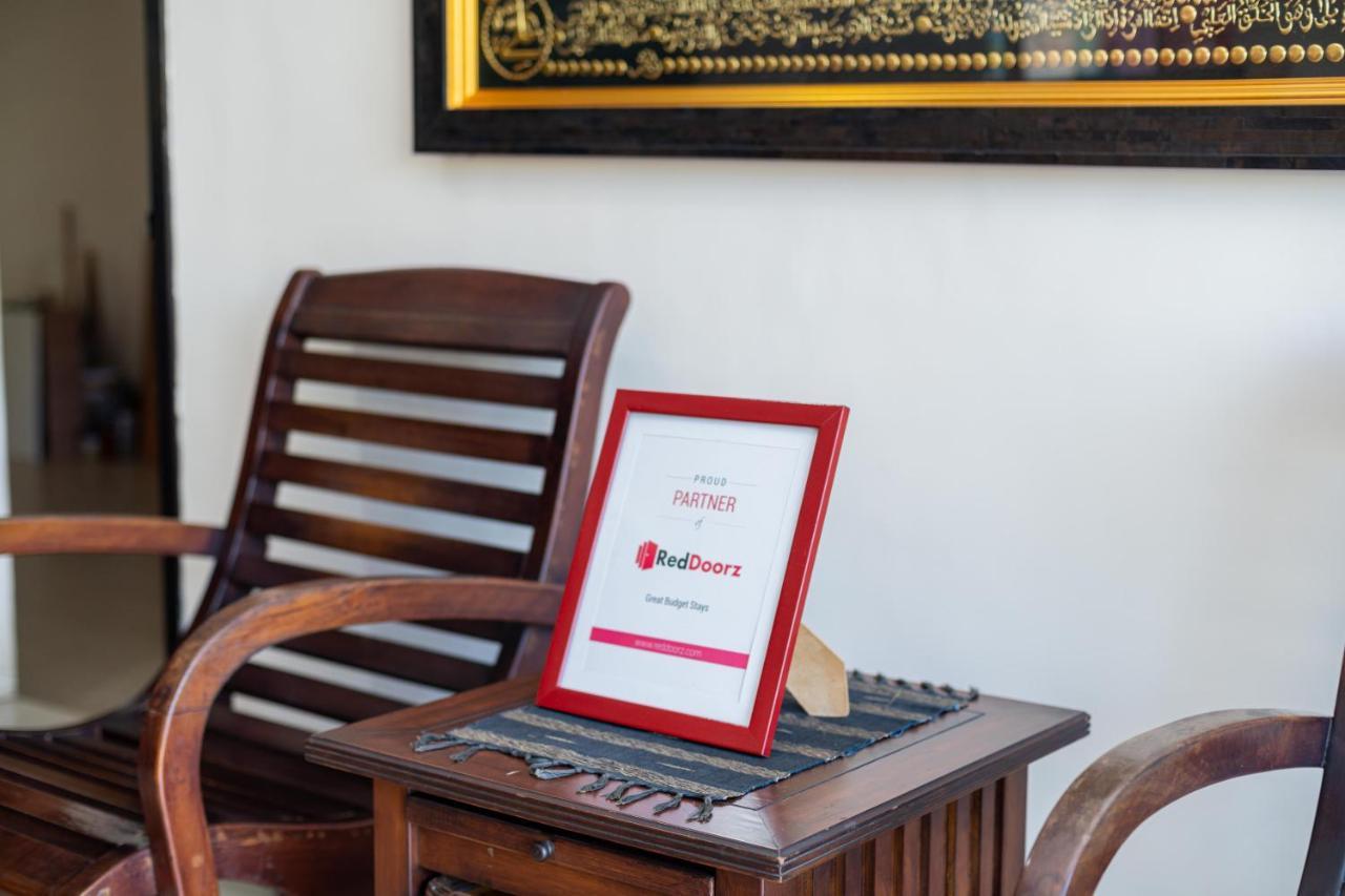 Reddoorz Syariah Near Marvel City Mall 2 Surabaya Exterior photo